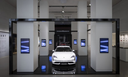 Porsche eröffnet Ausstellung „Porsche – Pionier der Elektromobilität“ in Berlin