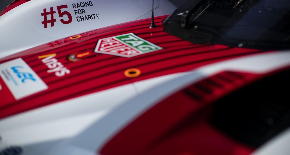 Porsche setzt gemeinnützige Initiative „Racing for Charity“ in Le Mans fort
